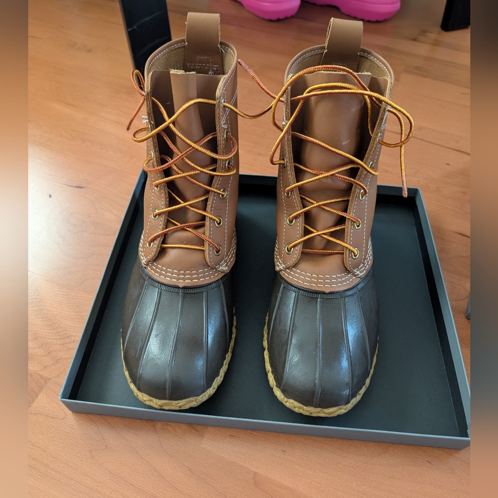 L.L. Bean Brown and Tan Lace Up Boots Waterproof Bottoms